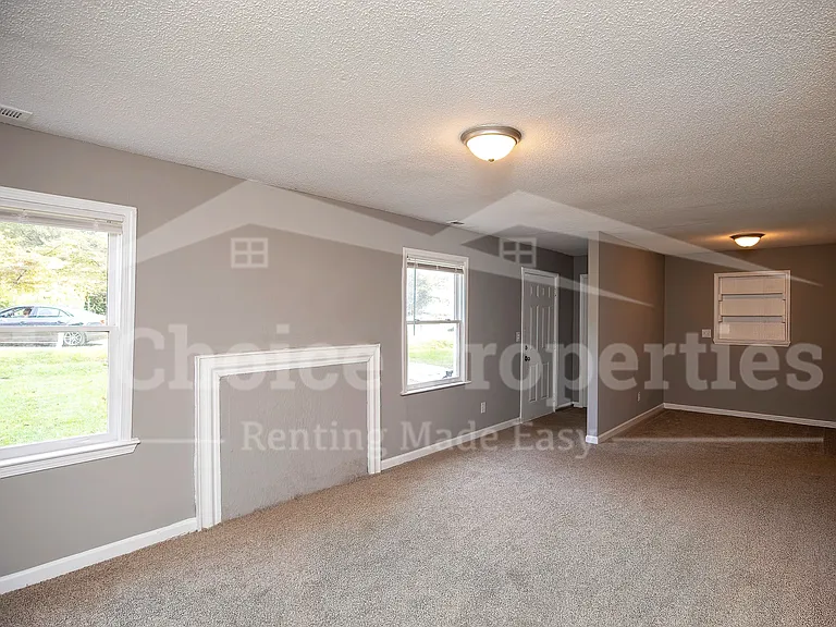 101 14th Ct NW — Photo 4