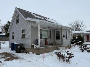 814 Locke Ave, Waterloo, IA 50702