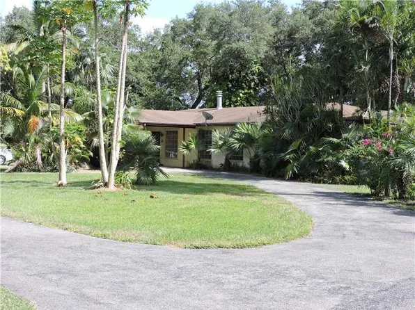 15700 SW 264th St, Homestead, FL 33031