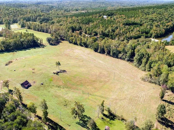 253 Boundary Dr, Pickens, SC 29671