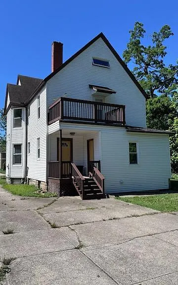 157 E Bridge St — Photo 5