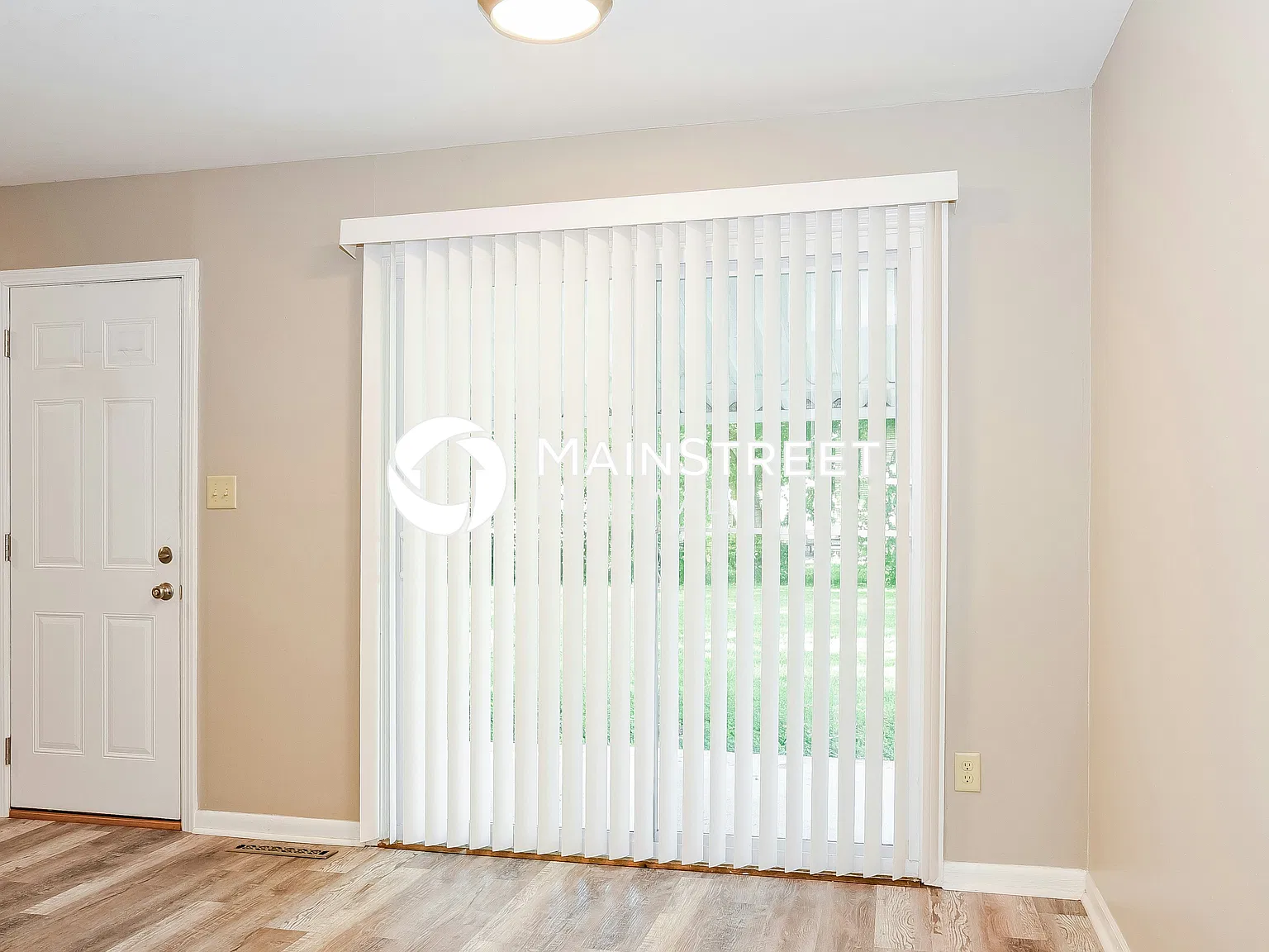 1320 Edsel Ct — Photo 3