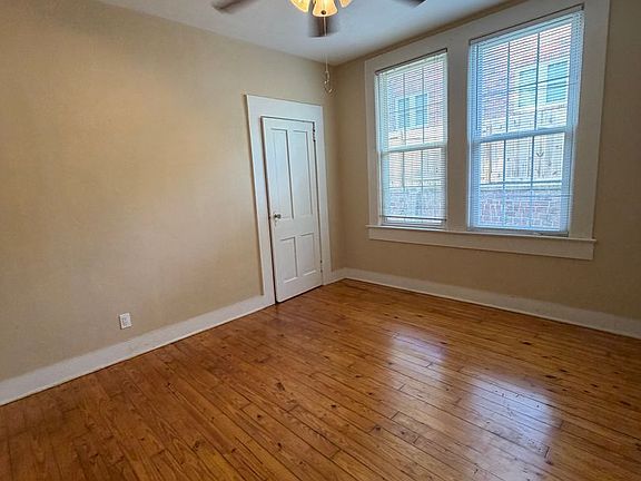 2nd image of 322 Oakland Ave E #324
