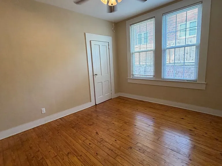 322 Oakland Avenue Duplex — Photo 2