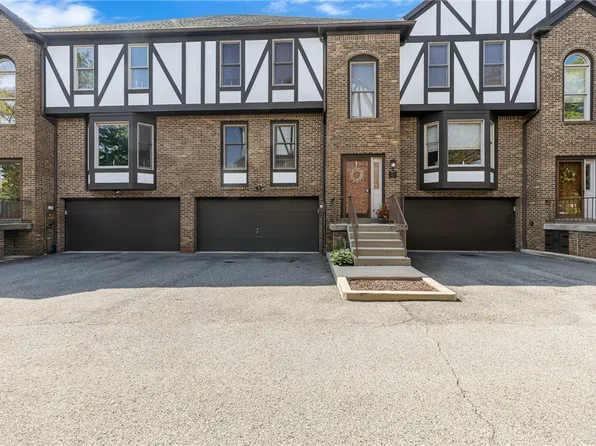 102 Christopher Cir, Pittsburgh, PA 15205