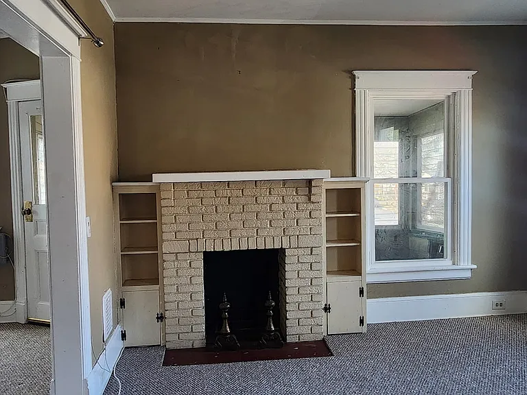46 Lagrange Ave — Photo 7