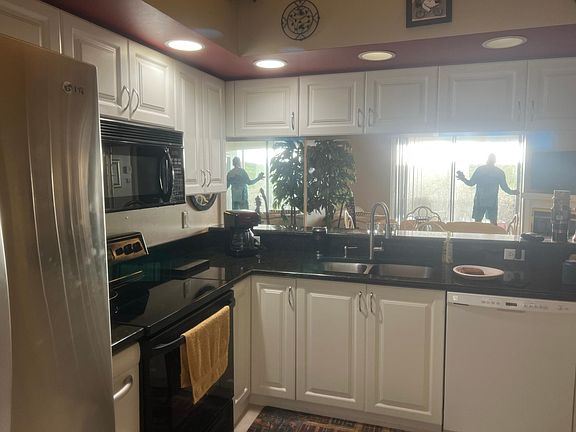2nd image of 254 Newport Dr APT 409