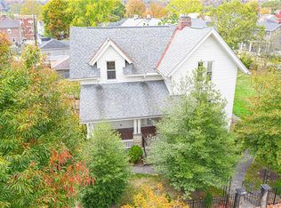 710 Thorn St, Sewickley, PA 15143