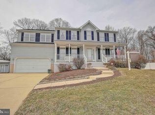 2801 Sagamore Ct, Pasadena, MD