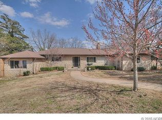 1919 Hillcrest Dr, Bartlesville, OK 74003