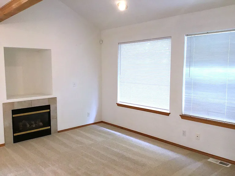 1301-1317 Barkley Blvd — Photo 9
