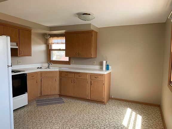 3rd image of 9041 W Tripoli Ave #A