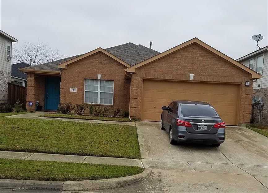 1st image of 729 Parkford Ln