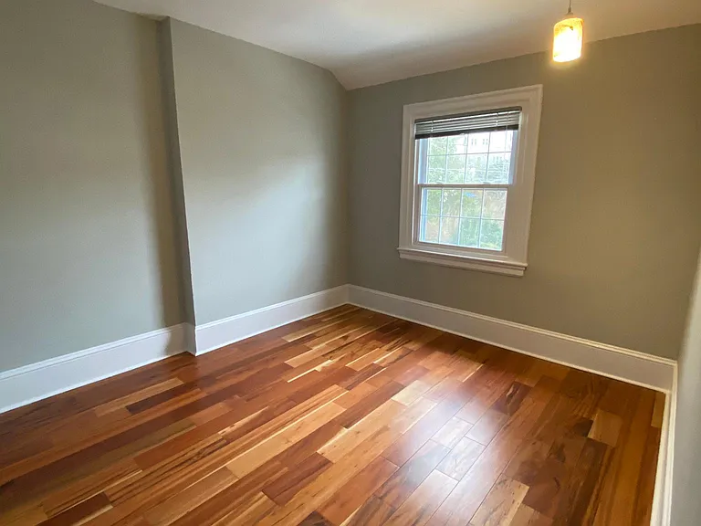 30 Chestnut Ave — Photo 9