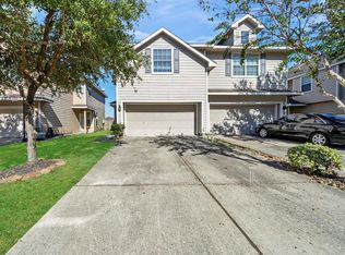13107 Peppergate Ln, Houston, TX 77044