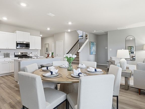 7th image of this home