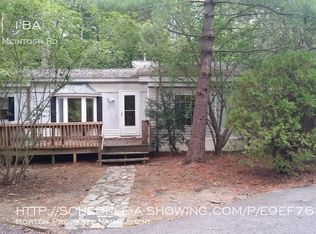 24098 McIntosh Rd, Hollywood, MD 20636