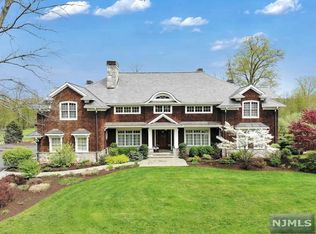 90 Halifax Rd, Mahwah, NJ 07430