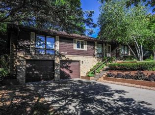 13224 Pine Ridge Rd, Burnsville, MN 55337