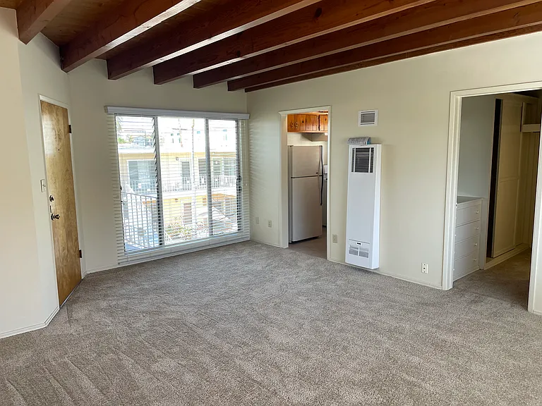 1810 Cypress Ave #14 — Photo 3