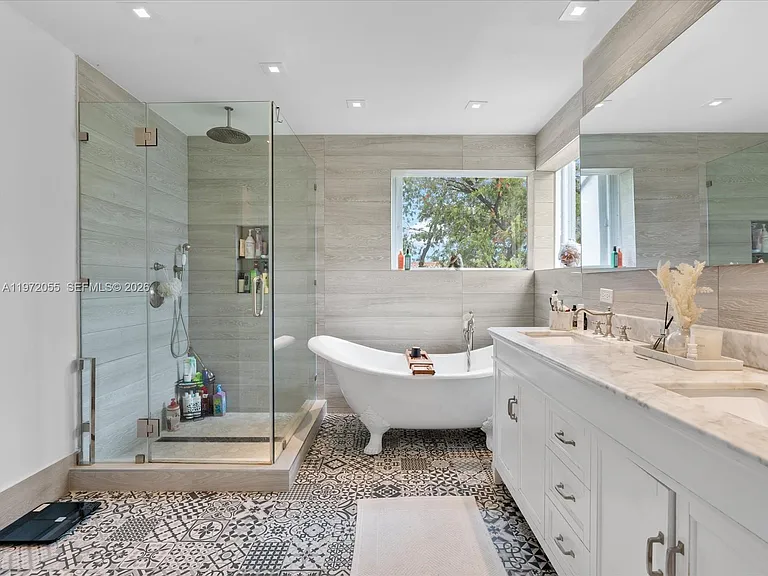 1607 SW 157th Ave — Photo 37