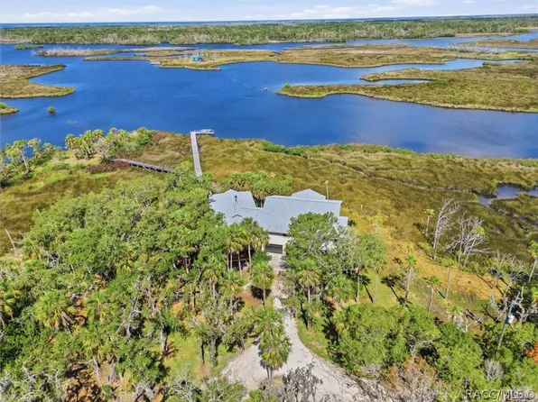 12350 W Red Maple St, Homosassa, FL 34448