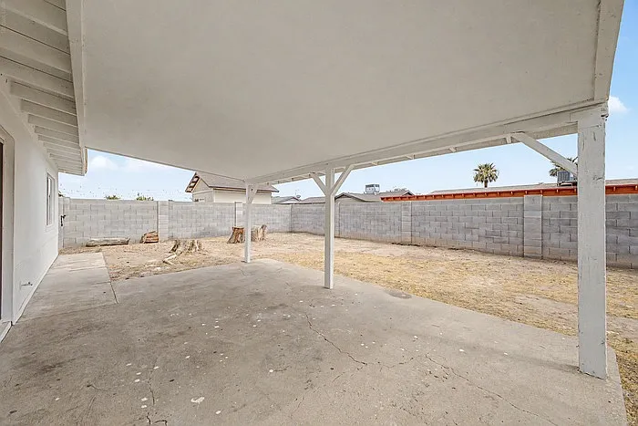 8819 W Avalon Dr — Photo 13