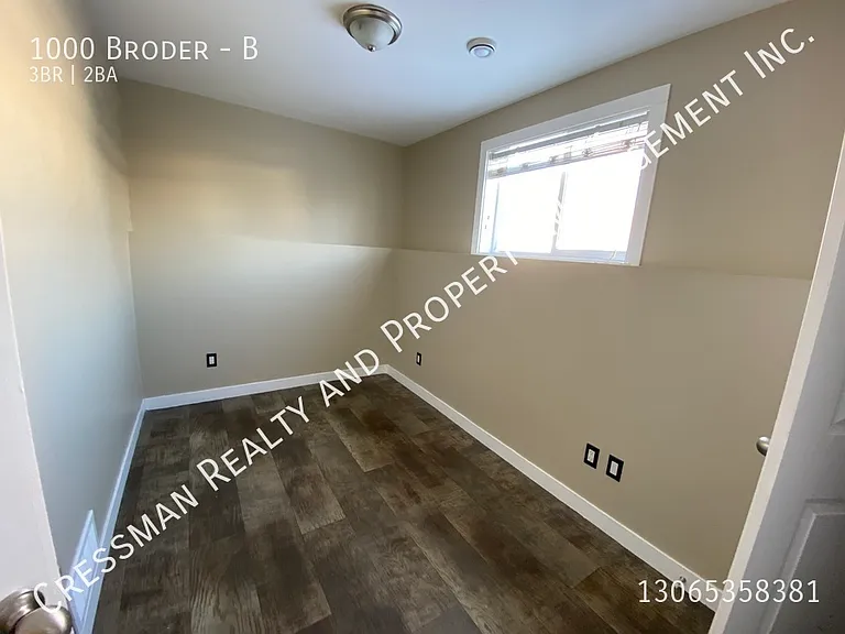 1000 Broder St #B — Photo 7