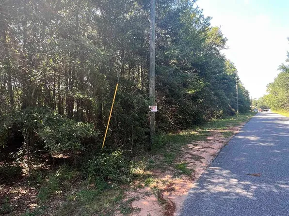 0A Beverly Ann Cir, Milton, FL 32570