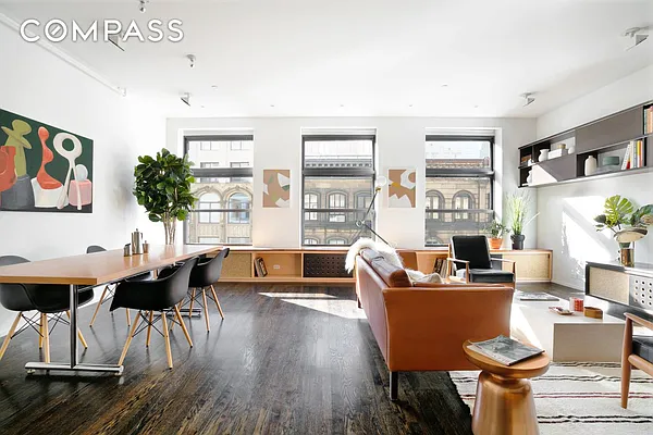 Sold by Compass | media 1