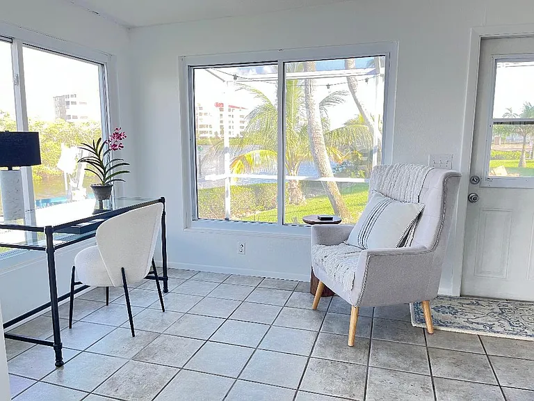 351 Renoir Dr — Photo 8