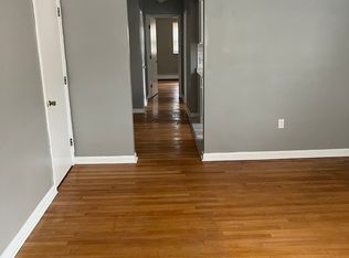 100 Clinton Springs Ave #4, Cincinnati, OH 45217