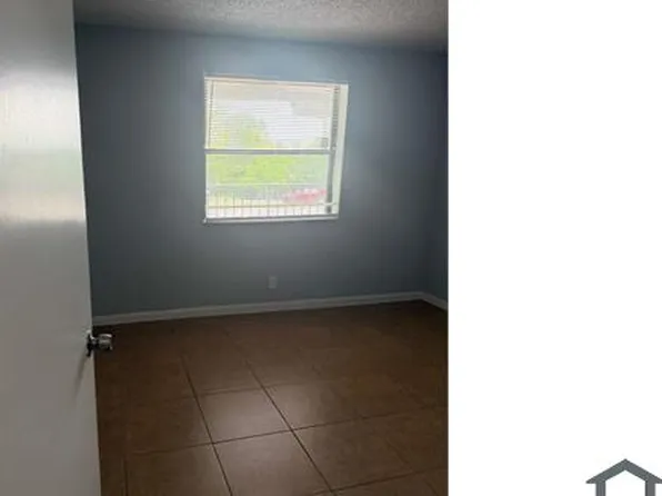 4863 Lake Arjaro Dr #4863, West Palm Beach, FL 33407