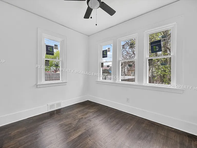 368 Piper Blvd — Photo 35