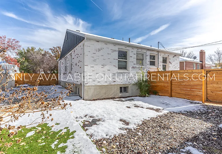 5866 S 129 W #DOWNSTAIRS — Photo 19