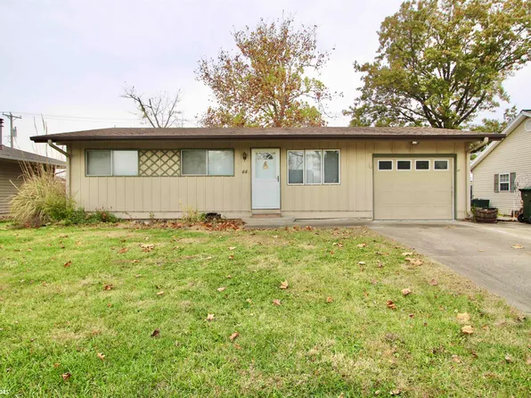 44 Pleasant Ln, Keokuk, IA 52632