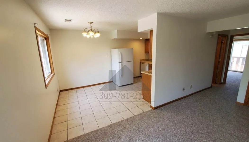 2 bed, 850 sqft, $825 — Photo 3