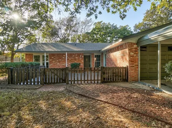 16 Janice Ln, Shawnee, OK 74801