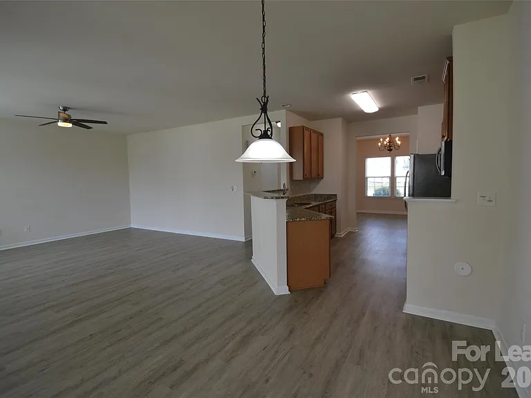 16208 Murphey Trail Ln — Photo 12