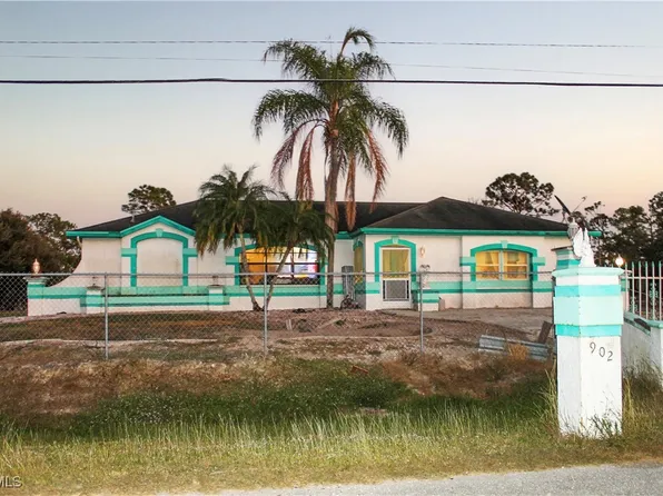 902 Clayton Ave, Lehigh Acres, FL 33972