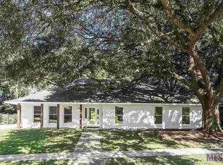 1385 Crescent Dr, Baton Rouge, LA 70806