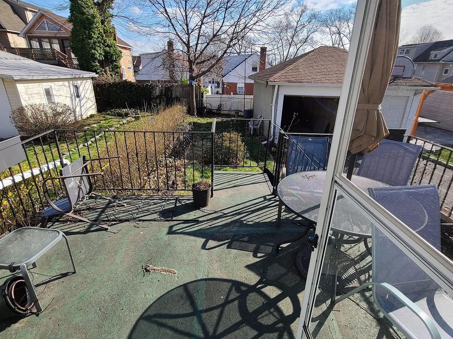 922 Logan Avenue — Photo 4