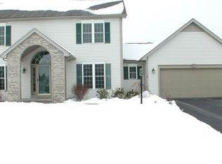 497 Sari Ct #PVT, Webster, NY 14580