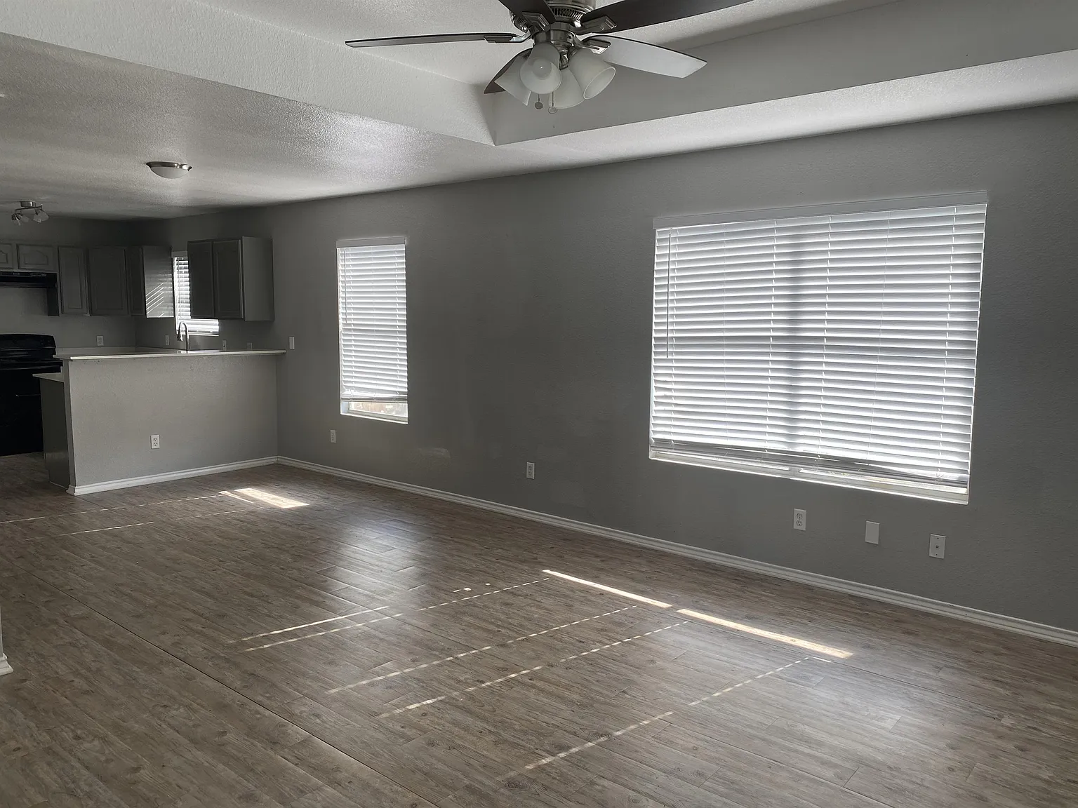 1707 Dawson Street - 2101 — Photo 1