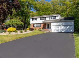 18 Fox Hill Rd, South Windsor, CT 06074