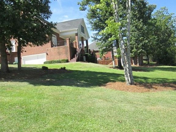 5th image of 135 Lochweed Dr