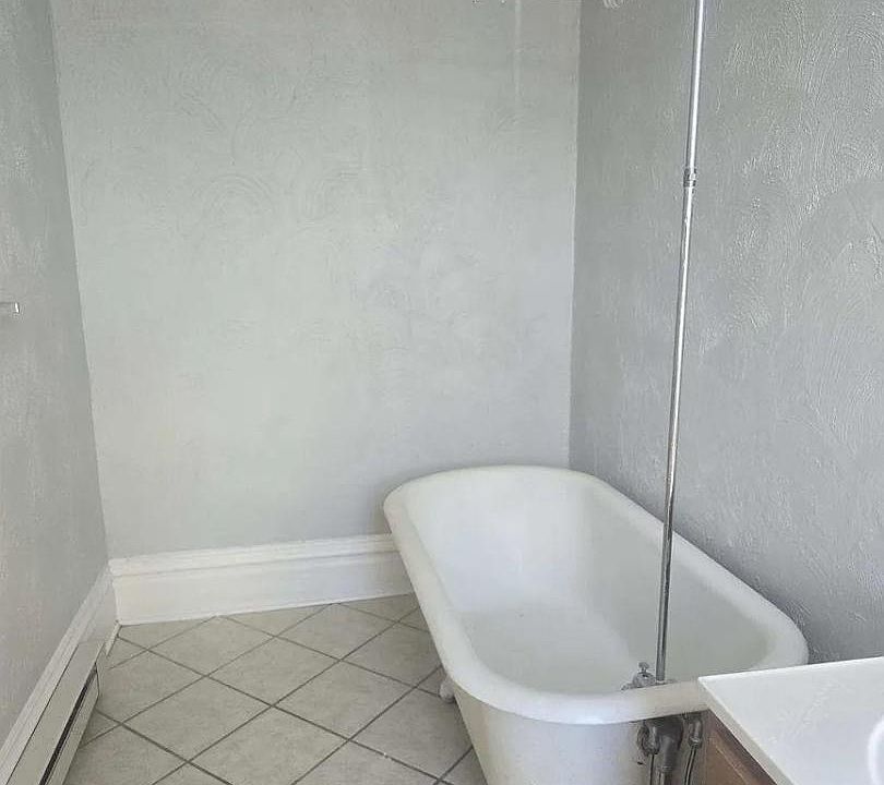 Unit Photo