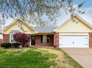 3675 Arpent Ln, Florissant, MO