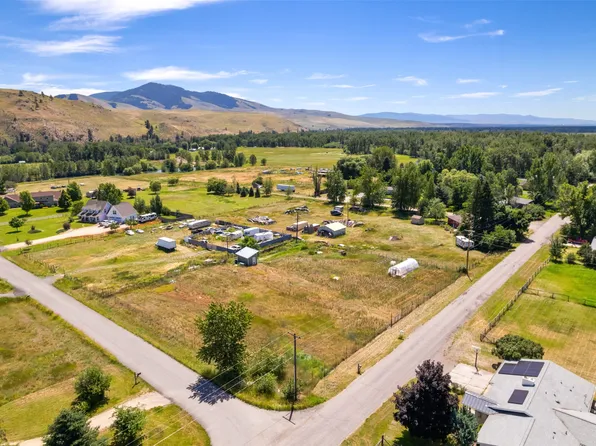12620 Ottomar Ln, Lolo, MT 59847