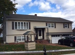 17 Brookline St, Lawrence, MA 01841